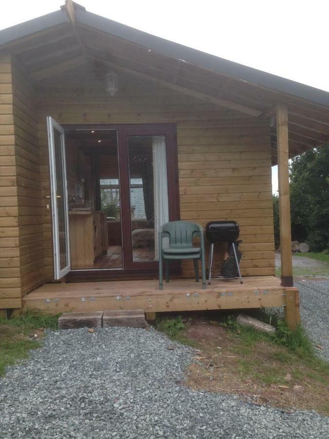 Hygge Hut Apartment Pembroke Exterior photo